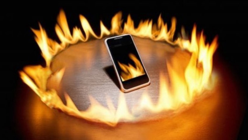Sederet penyebab smartphone mudah panas