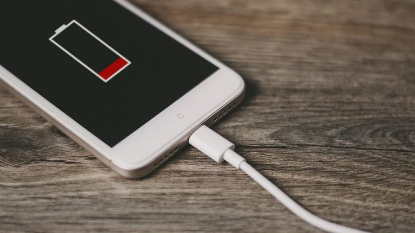 Tak banyak yang tahu, ternyata ini waktu terbaik untuk charge HandPhone