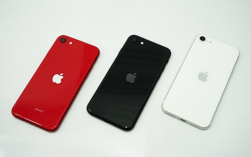 Desain dan Spesifikasi Apple iPhone SE 2022