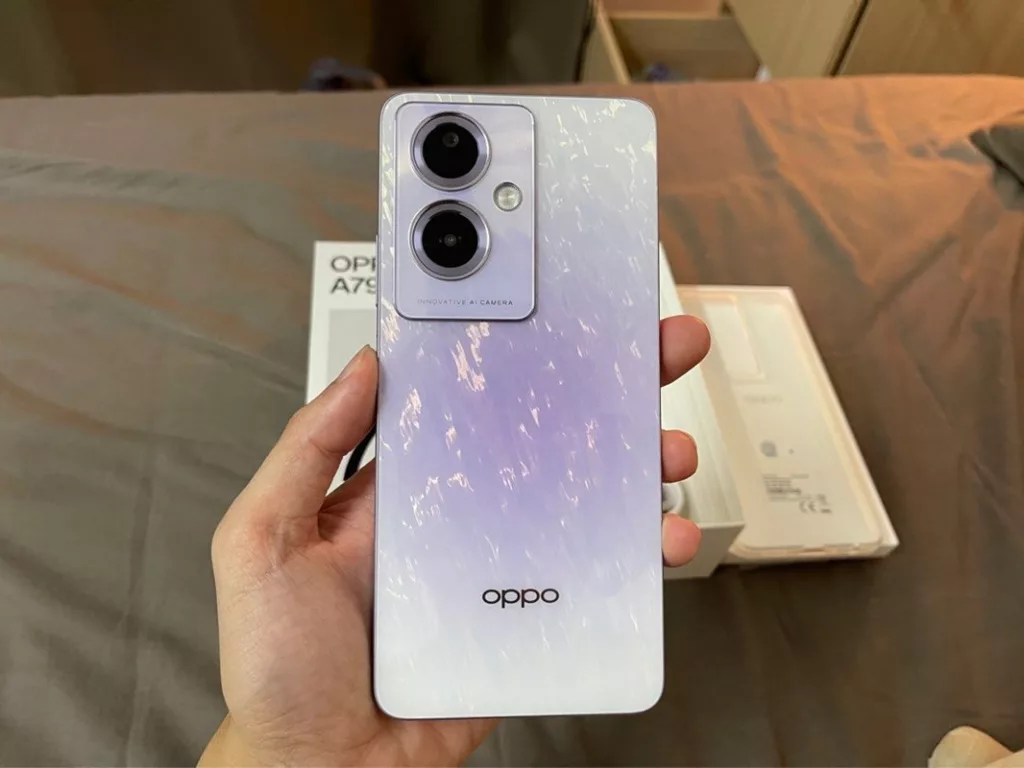 Oppo A79 Purple