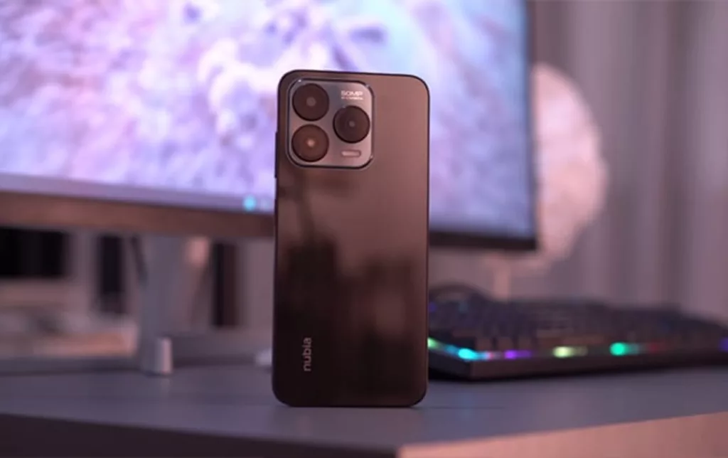Nubia V70 Design