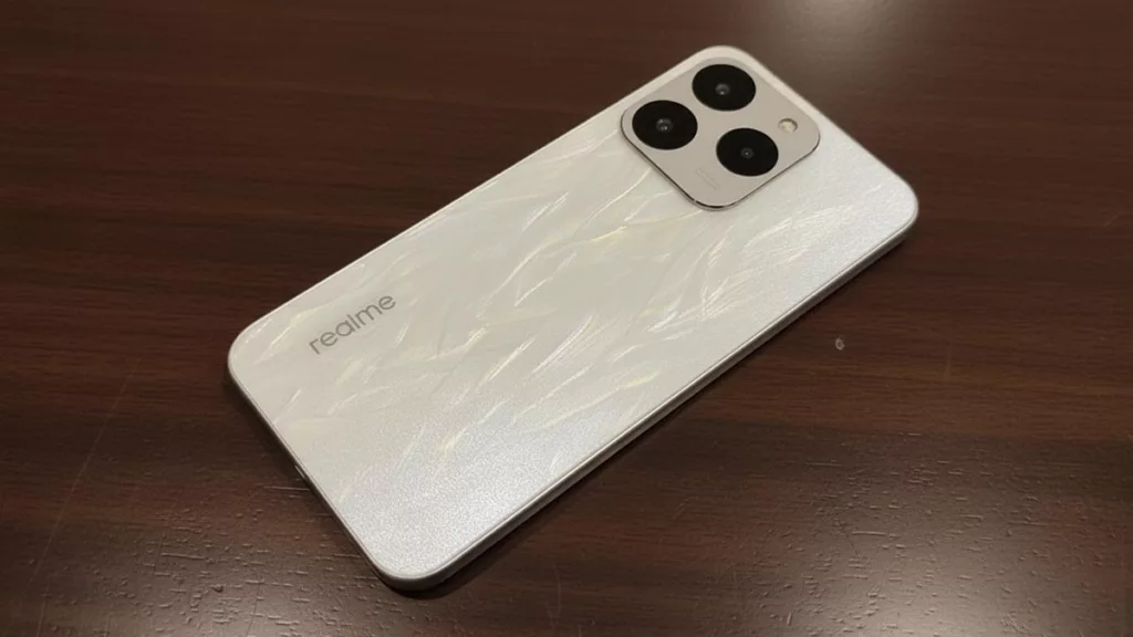 Spesifikasi Realme 15T 5G Diumbar ke Publik